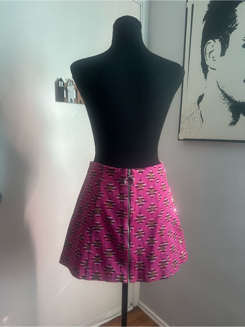 Zara Pink Patterned A-Line Mini Skirt with Front Zip
